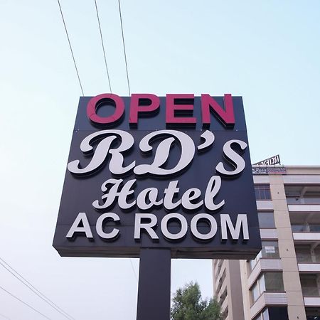 Rds Hotel Ahmedabad Exteriör bild
