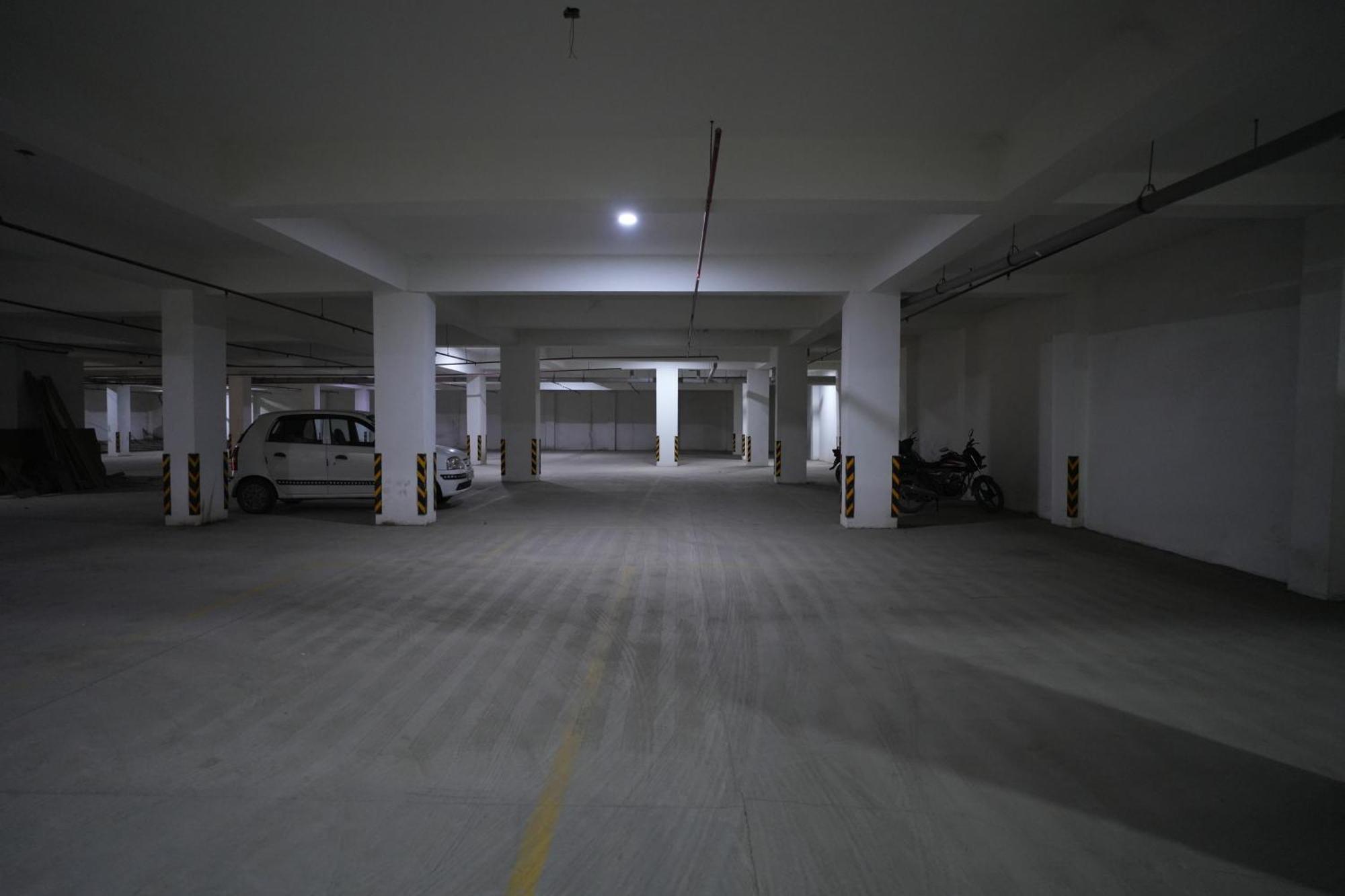 Rds Hotel Ahmedabad Exteriör bild